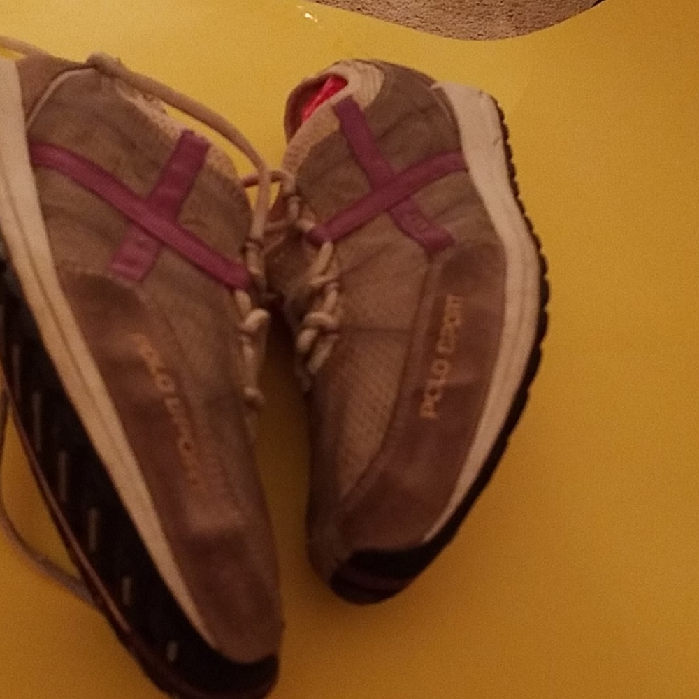 Shoes - Picture 2 of 3